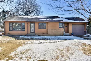 718 Stearns Ave, Paynesville, MN 56362 - Photo 32