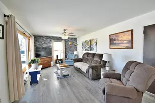 718 Stearns Ave, Paynesville, MN 56362 - Photo 8