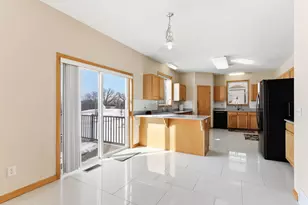 2888 Eagle Valley Dr, Woodbury, MN 55129 - Photo 14