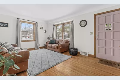 4557 Queen Avenue N, Minneapolis, MN 55412 - Photo 8