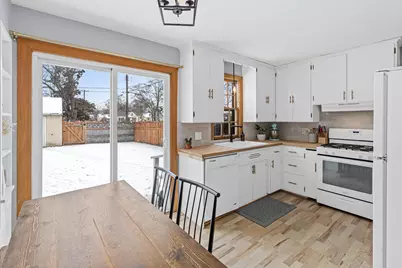 4557 Queen Avenue N, Minneapolis, MN 55412 - Photo 16