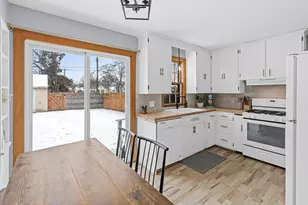 4557 Queen Ave N, Minneapolis, MN 55412 - Photo 16