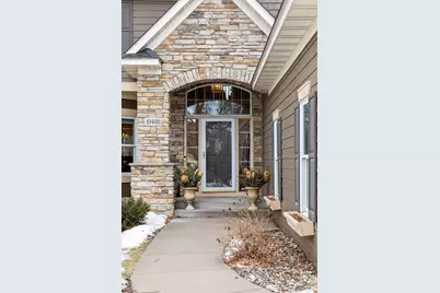 10488 Raleigh Road, Woodbury, MN 55129 - Photo 4