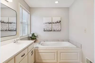 10488 Raleigh Road, Woodbury, MN 55129 - Photo 36