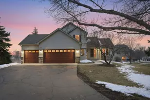 8564 Pine Ct, Victoria, MN 55386 - Photo 1