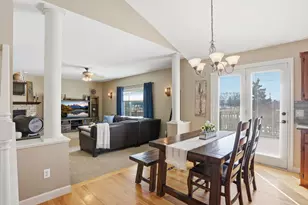 8564 Pine Ct, Victoria, MN 55386 - Photo 6