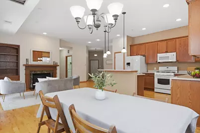 1256 County Road D E #104, Maplewood, MN 55109 - Photo 14