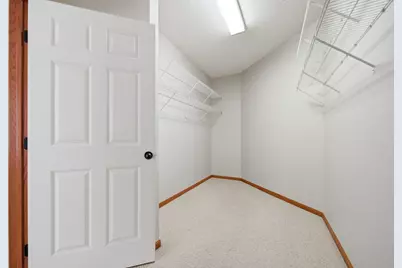 1256 County Road D E #104, Maplewood, MN 55109 - Photo 24