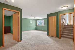 9656 Thomas Ave N, Brooklyn Park, MN 55444 - Photo 12