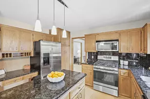 15142 Cherry Ln, Burnsville, MN 55306 - Photo 16