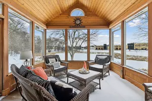 305 Pondview Ln, Chaska, MN 55318 - Photo 20