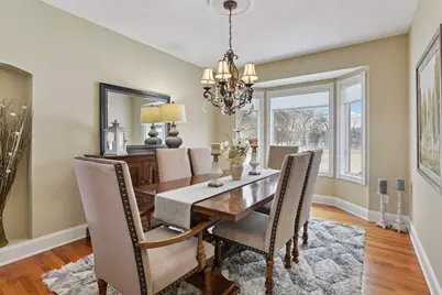 305 Pondview Lane, Chaska, MN 55318 - Photo 10