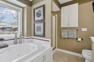 305 Pondview Ln, Chaska, MN 55318 - Photo 26