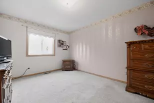 7040 49th St N, Oakdale, MN 55128 - Photo 20