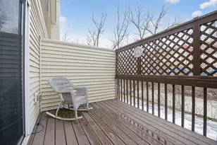 7040 49th St N, Oakdale, MN 55128 - Photo 4