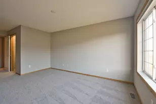 2315 Eagle Trace Ln, Woodbury, MN 55129 - Photo 16