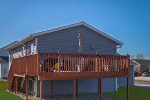 900 9th St NW, Kasson, MN 55944 - Photo 4