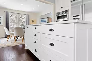 14811 Minnehaha Pl, Wayzata, MN 55391 - Photo 18