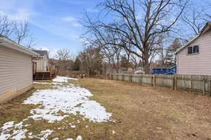 900 Greenvale Ave W, Northfield, MN 55057 - Photo 40