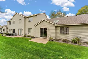 696 Monn Ave, Vadnais Heights, MN 55127 - Photo 16