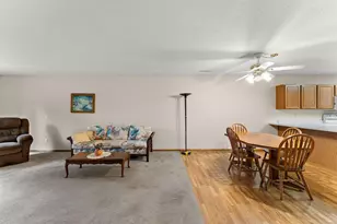 696 Monn Ave, Vadnais Heights, MN 55127 - Photo 8