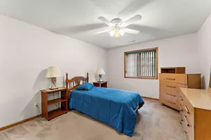 696 Monn Ave, Vadnais Heights, MN 55127 - Photo 10