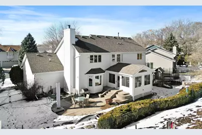 7215 Sunshine Drive, Eden Prairie, MN 55346 - Photo 10