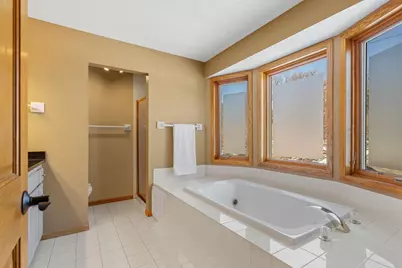 7215 Sunshine Drive, Eden Prairie, MN 55346 - Photo 38