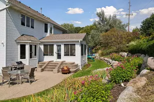 7215 Sunshine Dr, Eden Prairie, MN 55346 - Photo 50