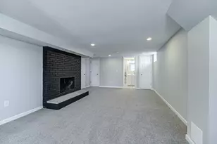 2758 Vincent Ave N, Minneapolis, MN 55411 - Photo 32