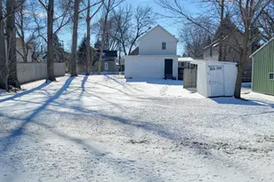 205 Elm Ave SE, Montgomery, MN 56069 - Photo 2