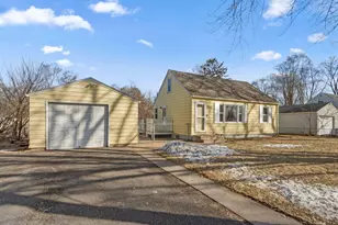 2251 Pinewood Dr, Mounds View, MN 55112 - Photo 1