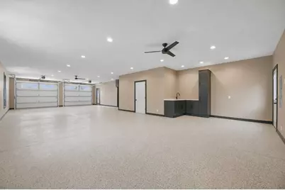527 Miller Ave SW, Hutchinson, MN 55350 - Photo 32