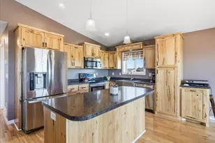 1110 190th St, Dresser, WI 54009 - Photo 8