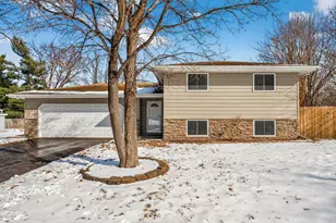 9157 3rd St NE, Blaine, MN 55434 - Photo 2