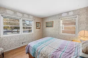 5057 9 Mile Creek Cir, Bloomington, MN 55437 - Photo 10