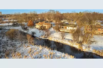 5057 Nine Mile Creek Circle, Bloomington, MN 55437 - Photo 1