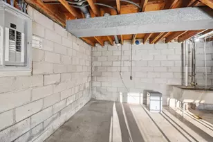 5057 9 Mile Creek Cir, Bloomington, MN 55437 - Photo 16