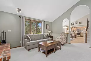 2347 Greenbrier Cir, Little Canada, MN 55117 - Photo 12