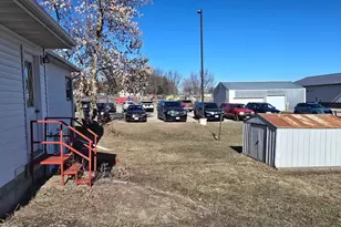 201 Euclid St, Alden, MN 56009 - Photo 4