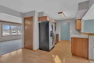 1308 27th St NW, Willmar, MN 56201 - Photo 6