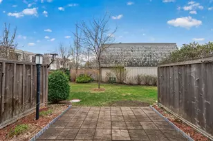 6042 Golden Valley Rd, Golden Valley, MN 55422 - Photo 4