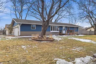 1412 10th Ave W, Shakopee, MN 55379 - Photo 1