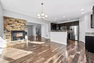 9575 Jefferson Dr, Chanhassen, MN 55317 - Photo 2