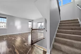 9575 Jefferson Dr, Chanhassen, MN 55317 - Photo 12