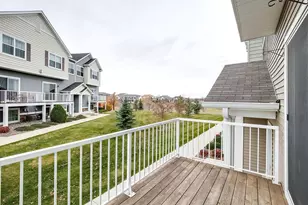 9575 Jefferson Dr, Chanhassen, MN 55317 - Photo 2