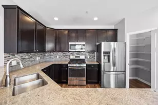 9575 Jefferson Dr, Chanhassen, MN 55317 - Photo 6