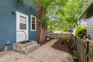2219 E 36 1/2 St, Minneapolis, MN 55407 - Photo 46