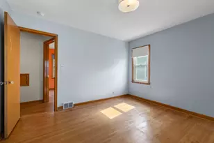 2219 E 36 1/2 St, Minneapolis, MN 55407 - Photo 24