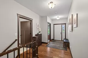 1305 Meadow Ct, Shakopee, MN 55379 - Photo 6